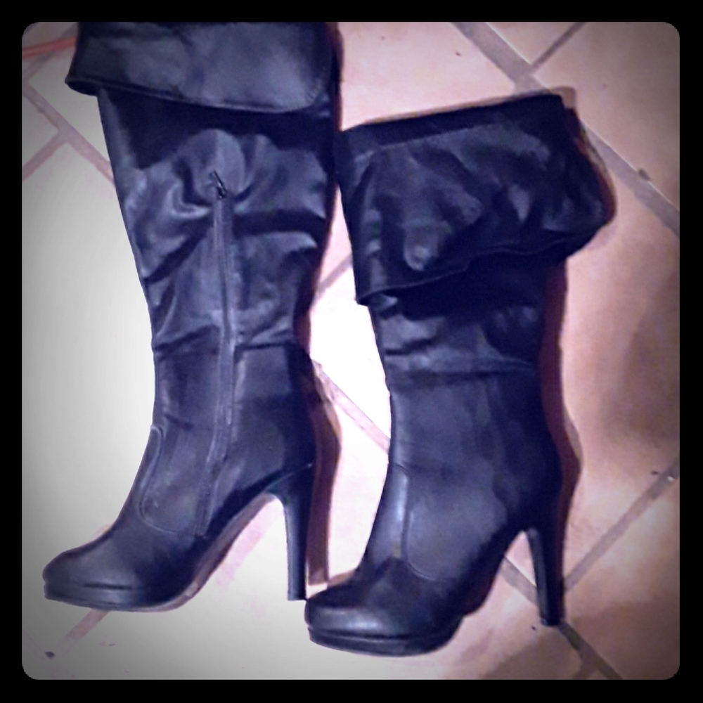 Size 10 woman boot brand new